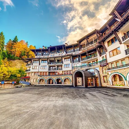 Slope Getaway At Grand Monastery By Flat Manаger